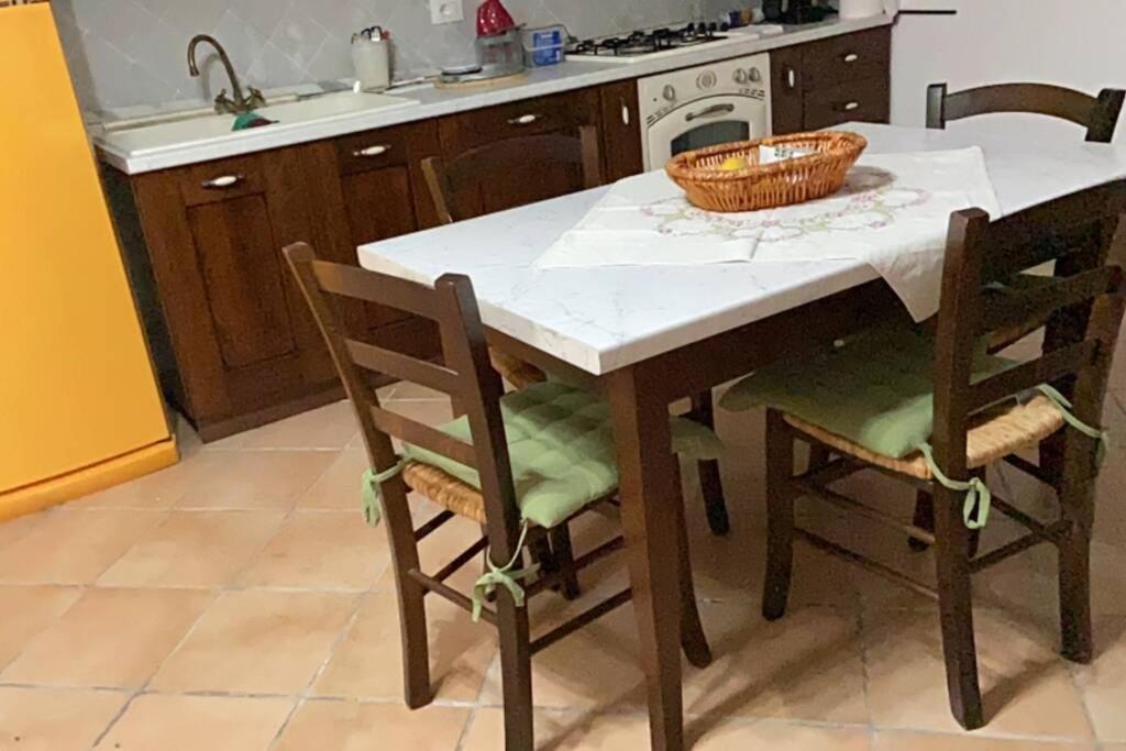 Uliveto Nonno Giacomo روسوليني المظهر الخارجي الصورة